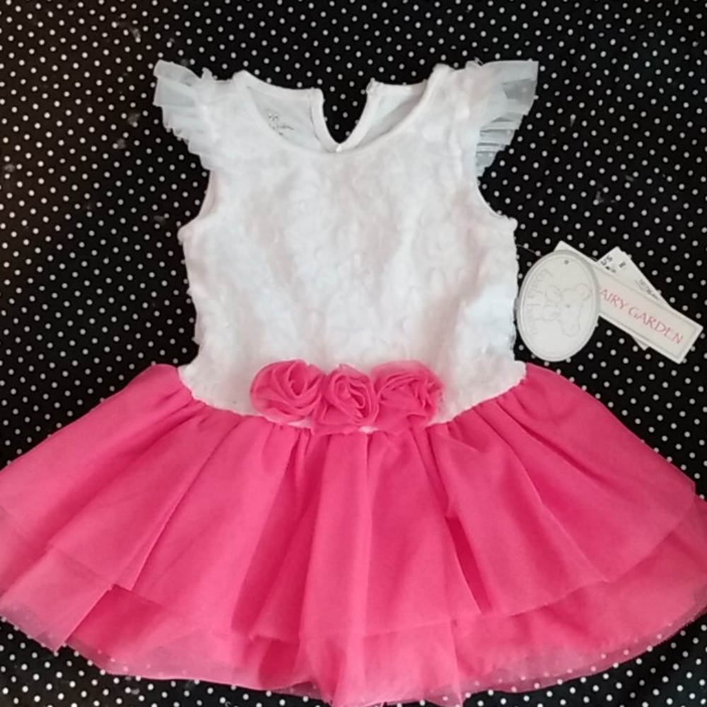 Fuschia and white party dress!